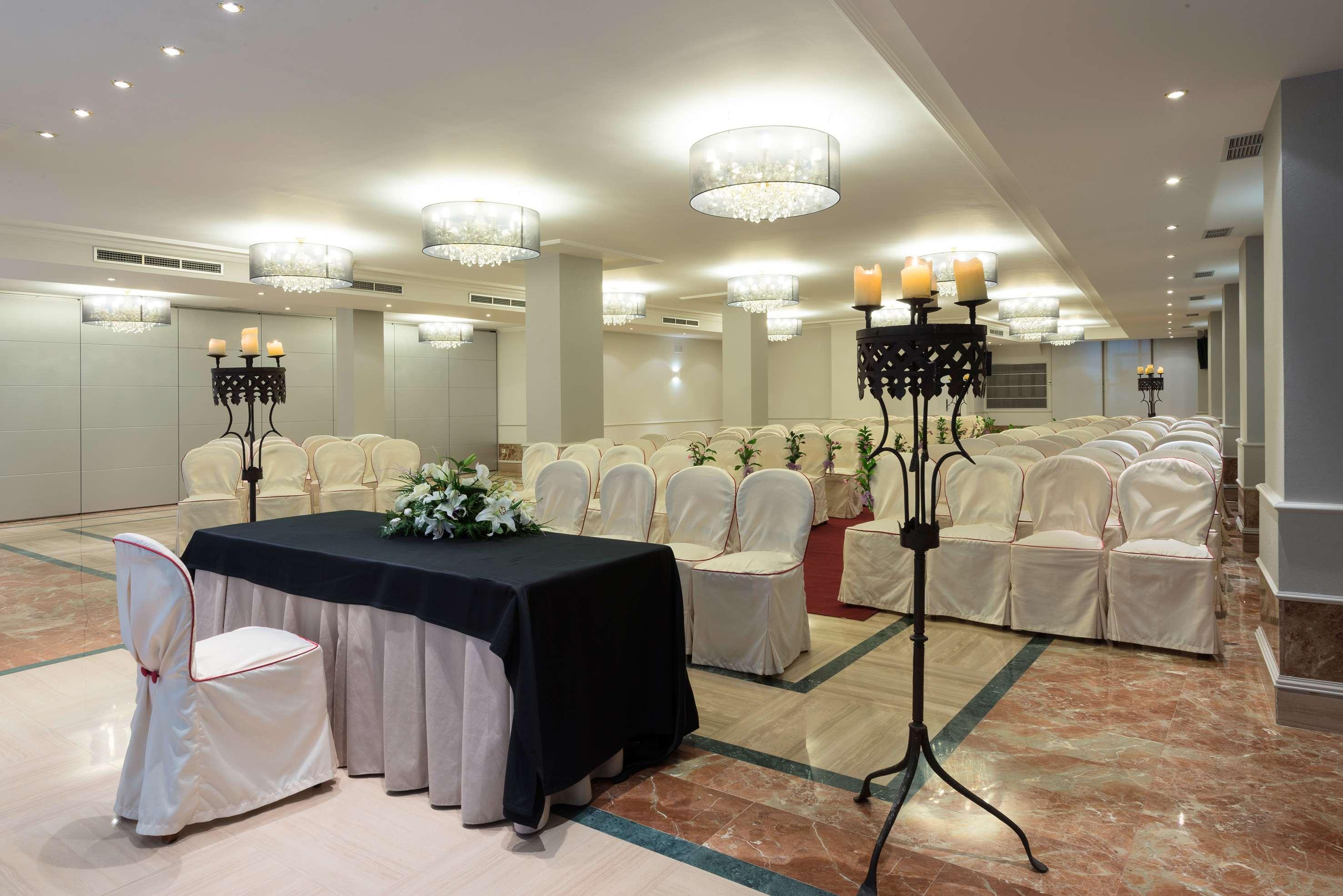 Hotel Madrid Leganes Affiliated By Melia Екстер'єр фото